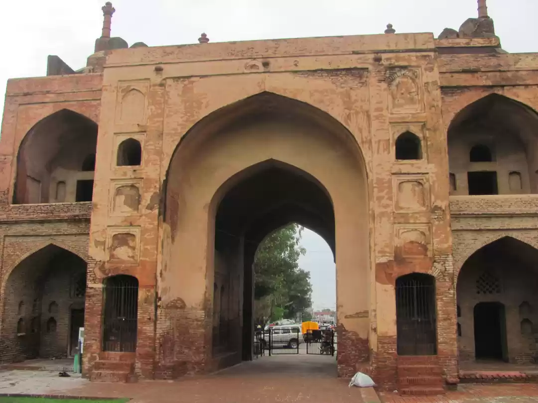 Photo of Noor Mahal di mori..