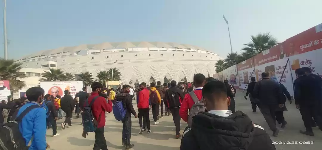 Photo of कॉलेज टूर में रोमां