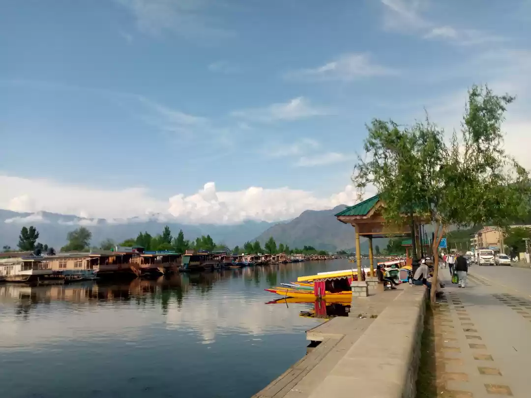 Photo of Dall Gate, Kashmir 