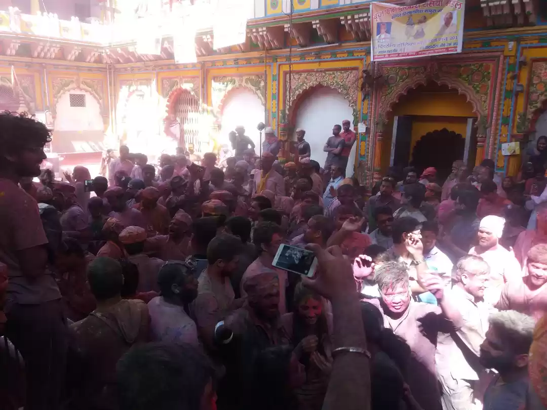 Photo of A Holi in the Holy L