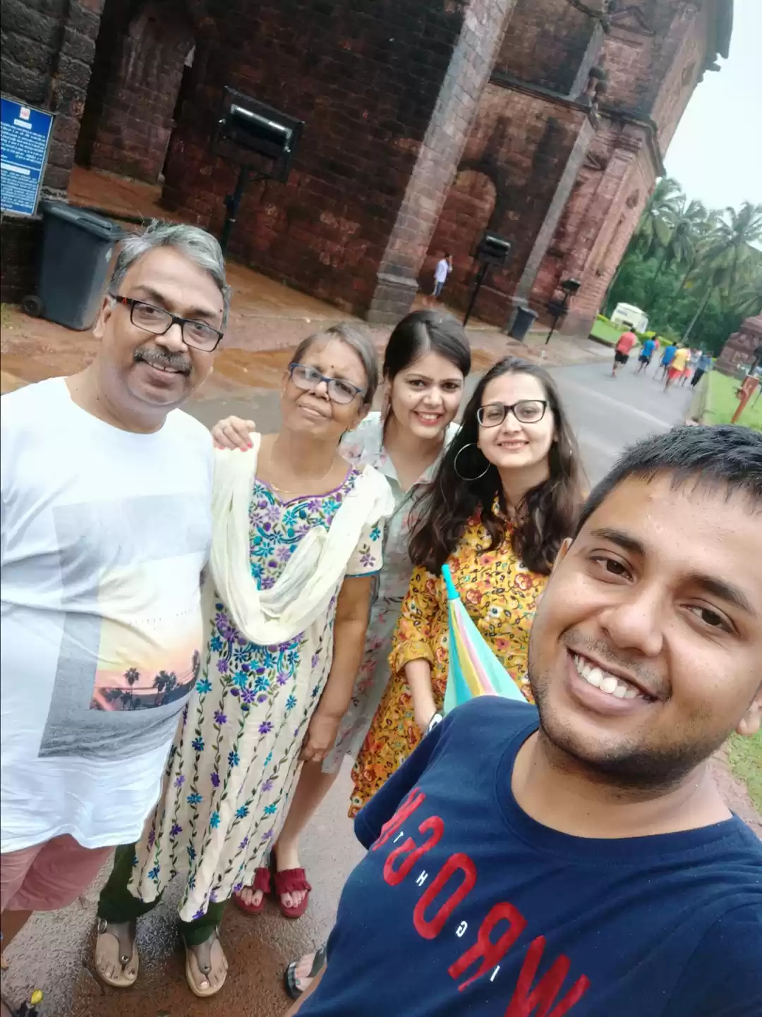 Photo of Goa with family? A m