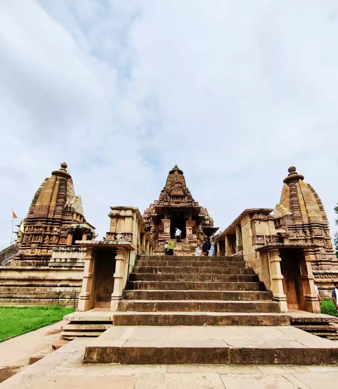 Photo of #khuraho temple