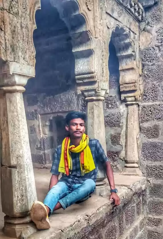 Photo of Hatta Ki Bawdi - Bal