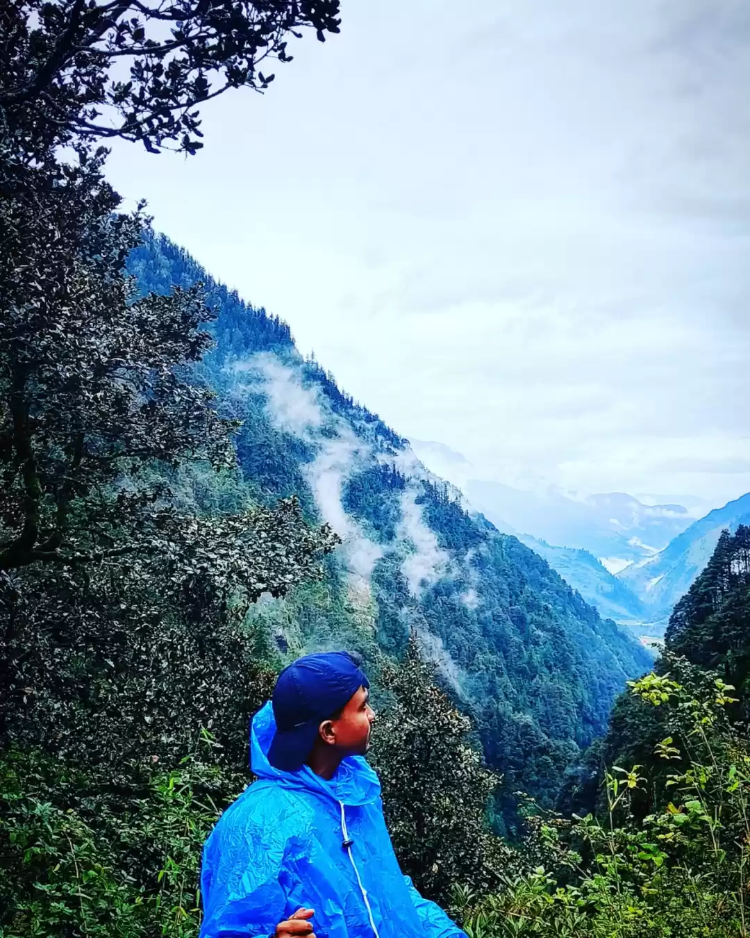 Photo of Yamunotri hill top v