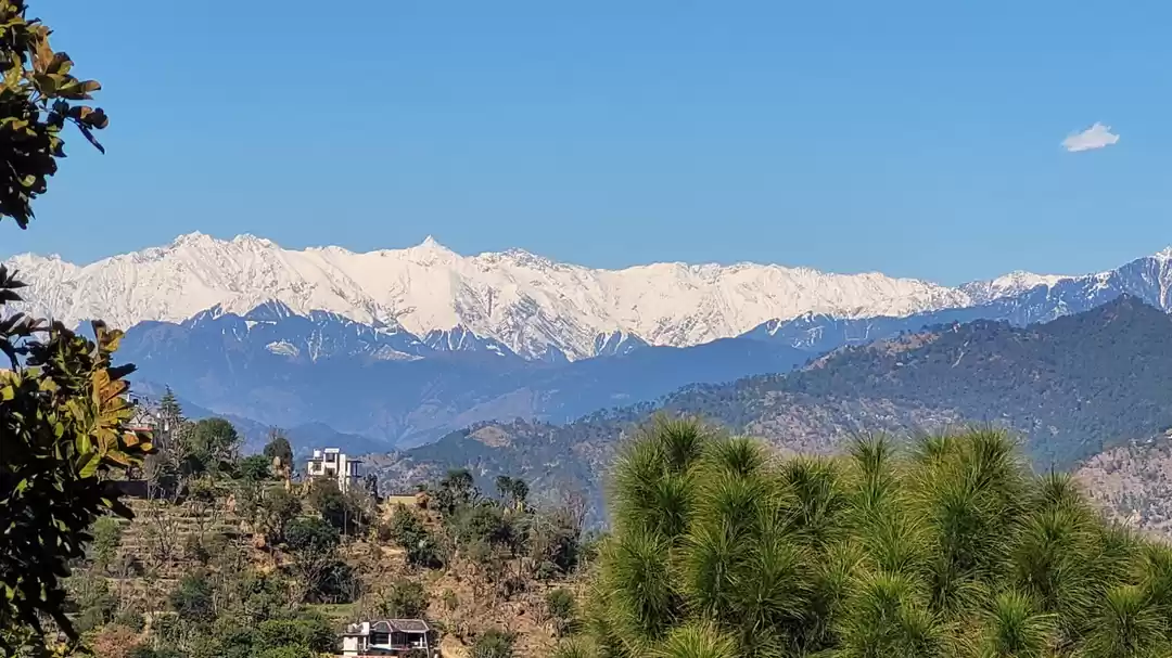 Photo of Dhauladhar range vie
