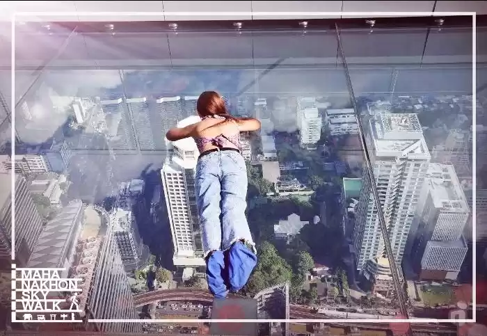 Photo of Mahanakhon skywalk