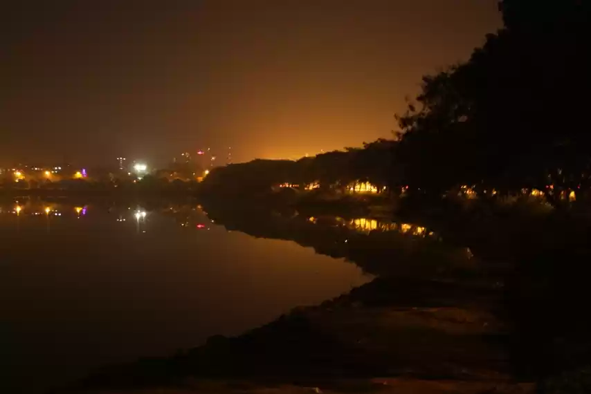 Photo of Lake with a view - N