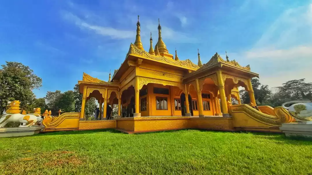 Photo of Golden Pagoda, Namsa
