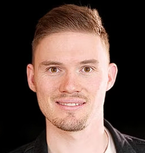 Photo of Oscar Crowe
