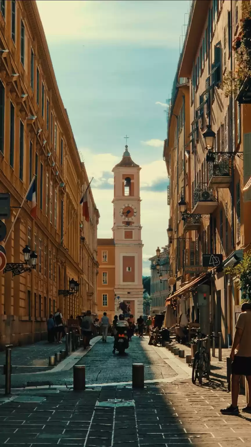 Photo of Wes Anderson Vibes i