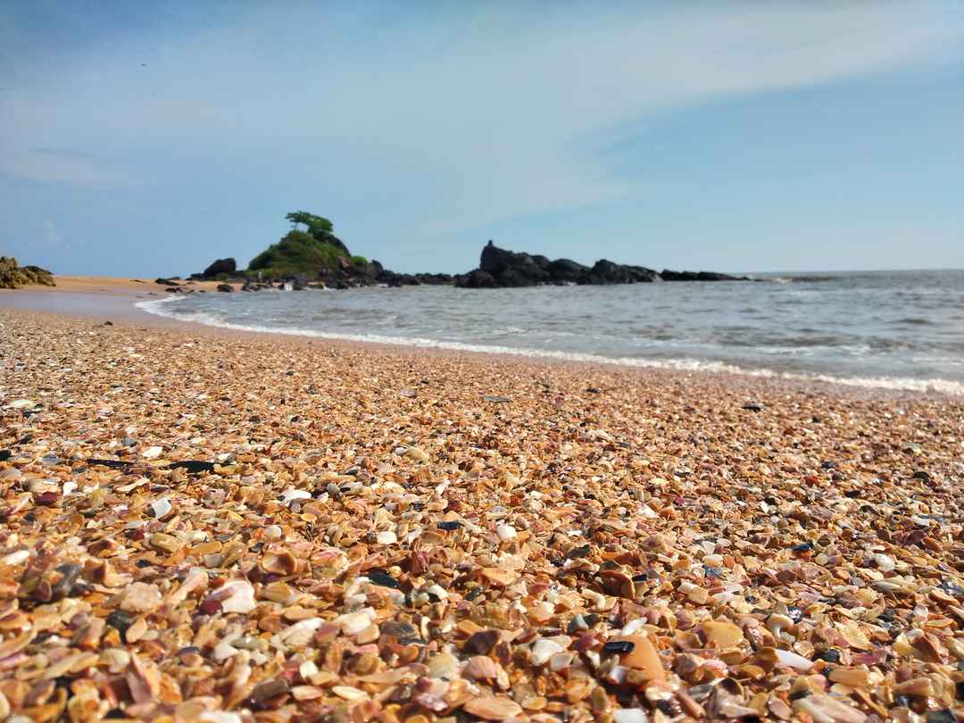 Karnataka Costal Regions Gokarna Yana Jog Falls Murdeshwar Udupi Tripoto Hotels in gokarna flights to gokarna things to do in gokarna car rentals in gokarna gokarna explore gokarna: gokarna yana jog falls murdeshwar