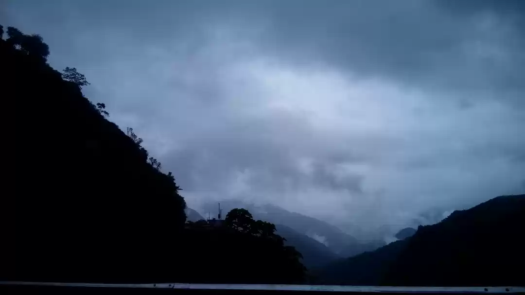 Photo of Trek to the Valley o