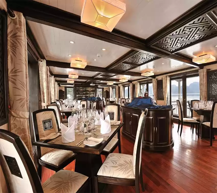 Photo of Halong Bay Luxury Cr