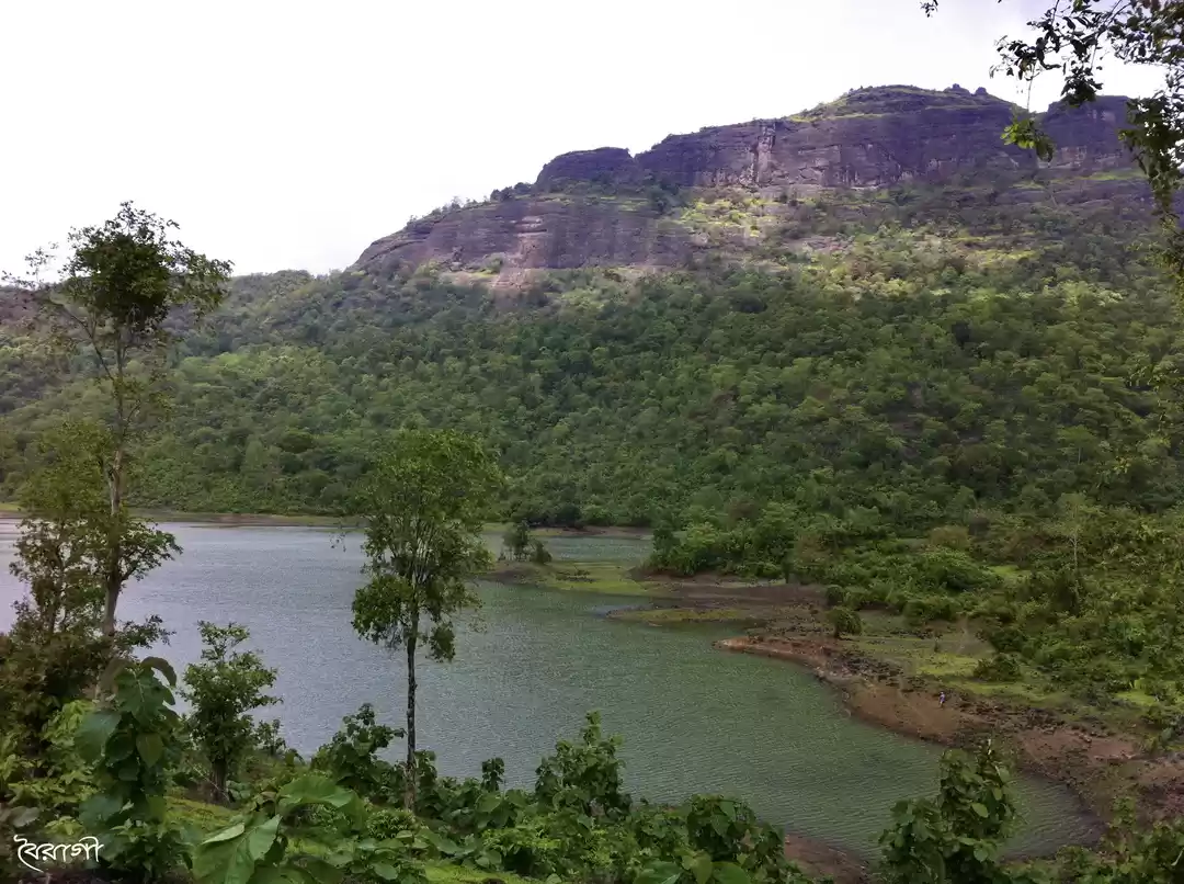 Photo of “A mountain keeps an