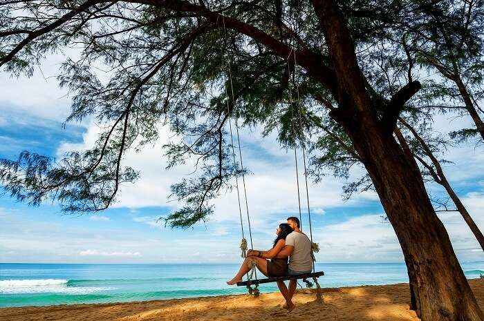 Photo of 10 Romantic Waterfront Restaurants And Cafes in Goa That Will Make You Go WOW! 1/1 by Kadambari Bhatte (curlytravelmess)