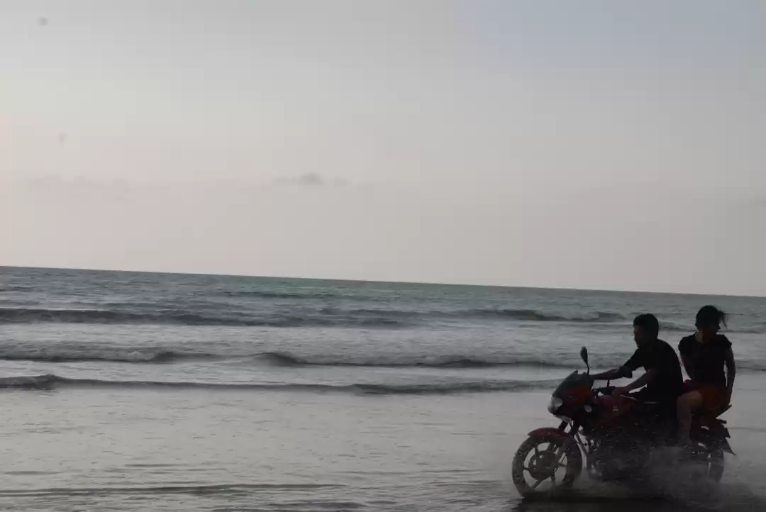 Muzhappilangad Drive In Beach - Chalo Kannur