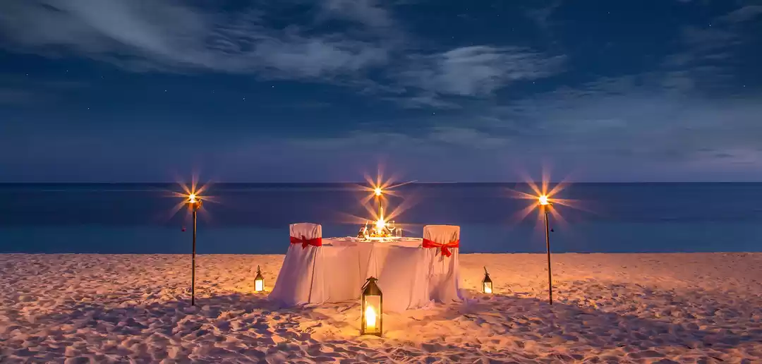 Photo of 12 Romantic Places F
