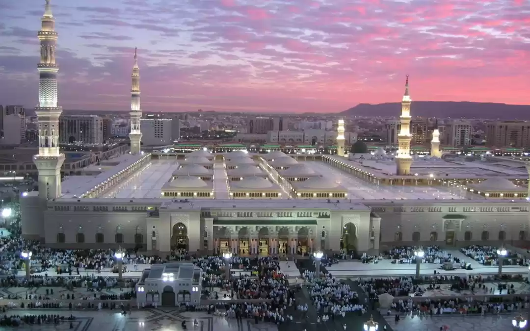 Photo of 10 Largest Mosques I