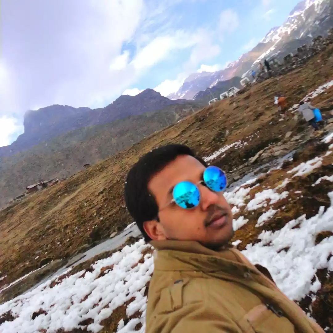 Photo of Nitin Saxena