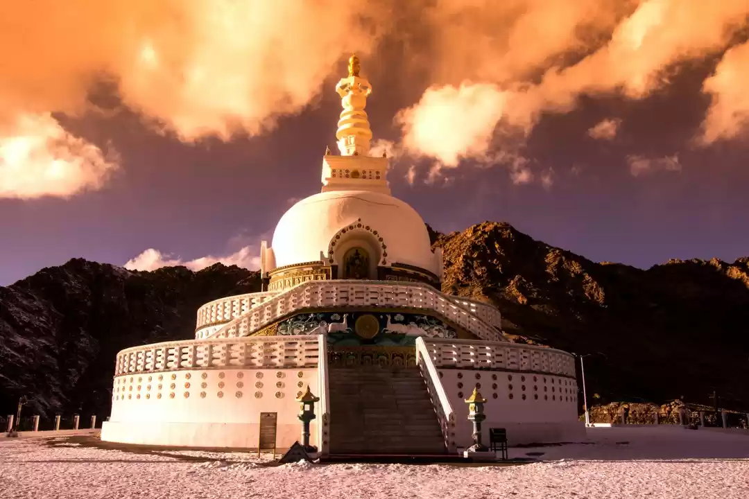 Photo of LEH IN WINTER
