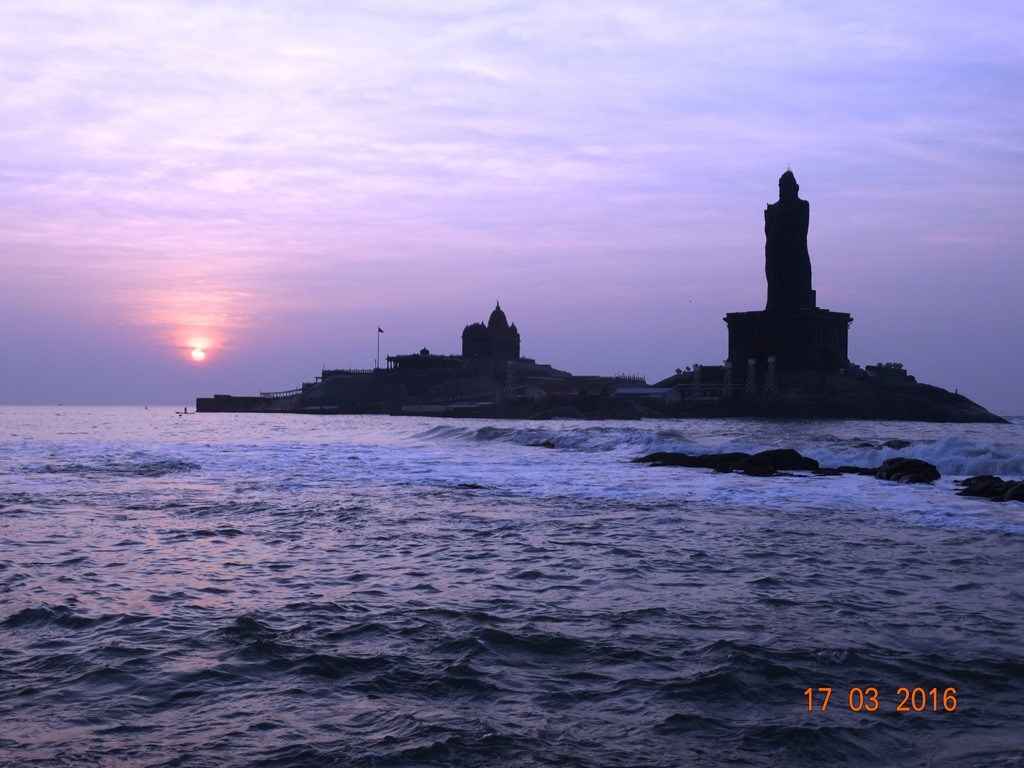 Kanyakumari Sunrise Visit Sunrise Point In Kanyakumari Read More On Tripoto Also we can see the three seas meeting together. kanyakumari sunrise visit sunrise