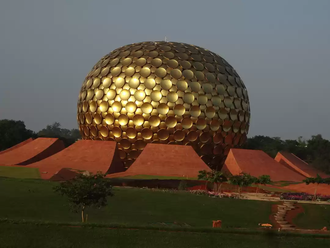 Photo of Christmas spend in f