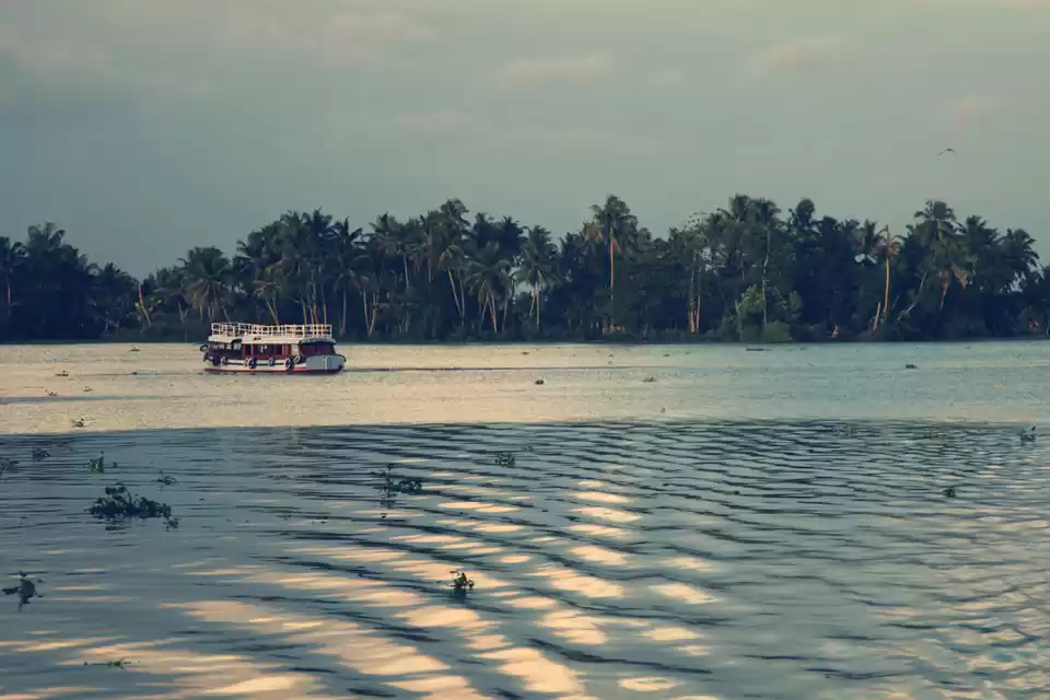 Photo of Head To Vembanad Lak