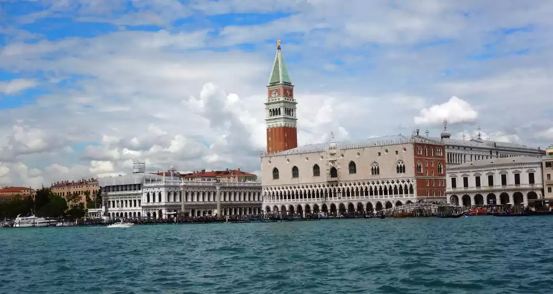 Photo of Venice - The Sinking