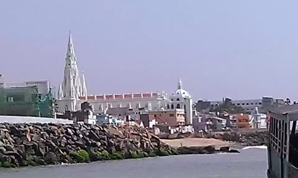 Photo of The edge of India