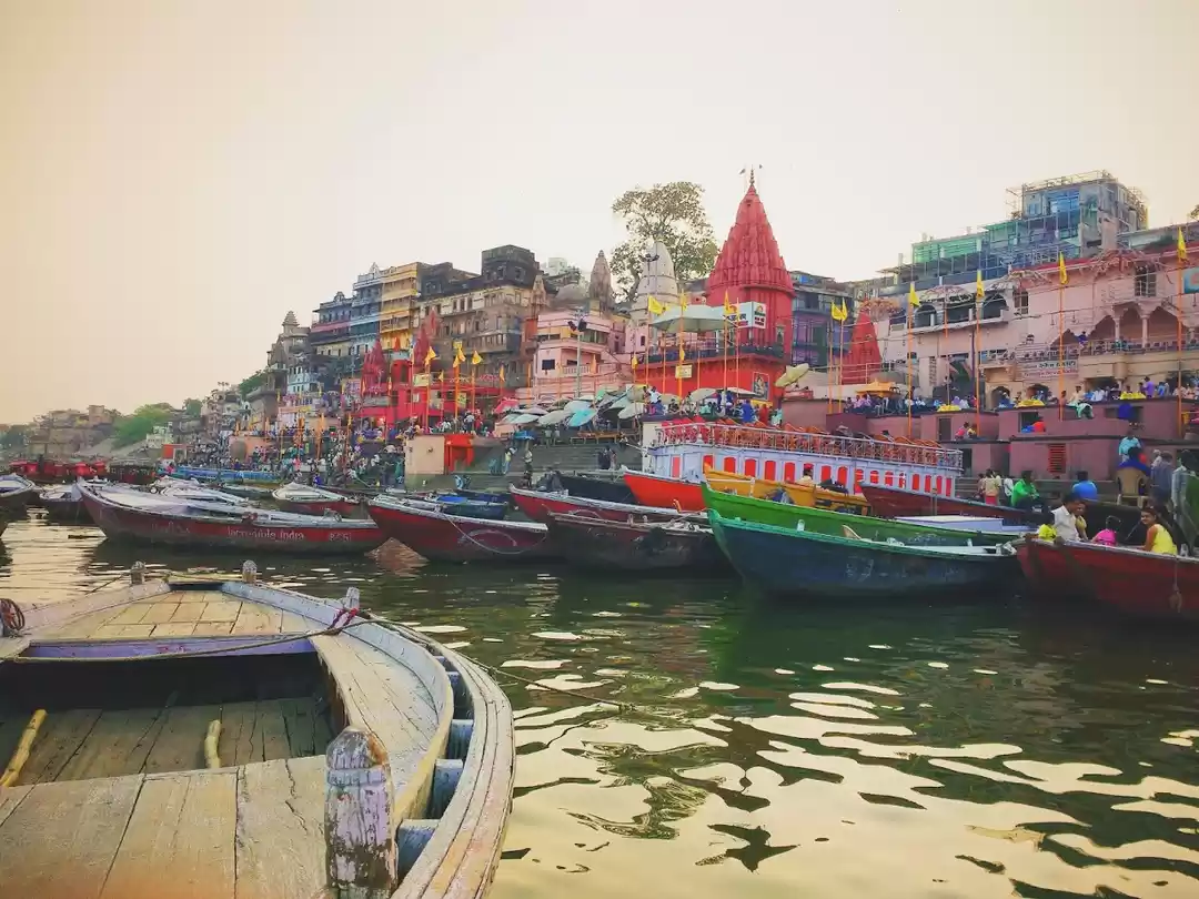 Photo of Varanasi - Raw and R
