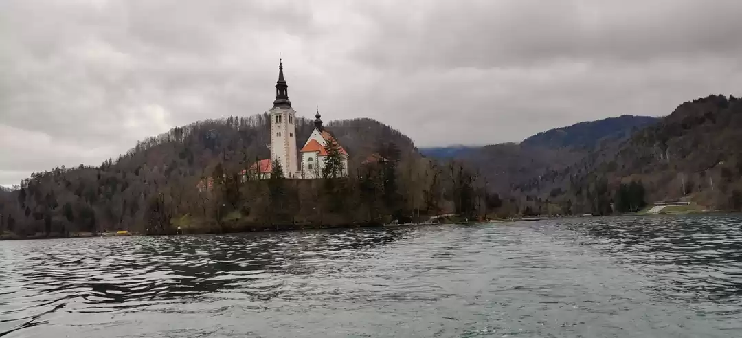 Photo of Lake Bled -Gem an ho