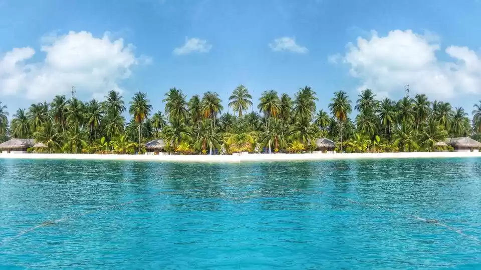 10 Reason to BOOK Lakshadweep Holidays instead of Maldives, Mauritius