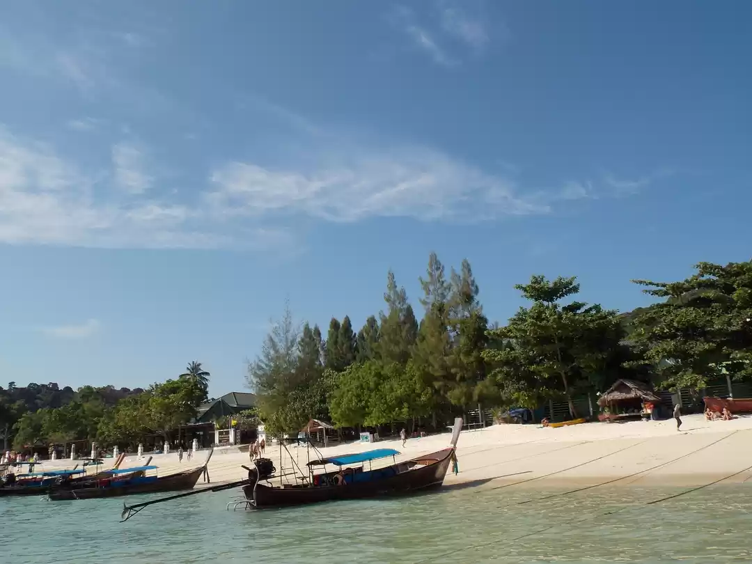 Photo of A kiss of Krabi and 