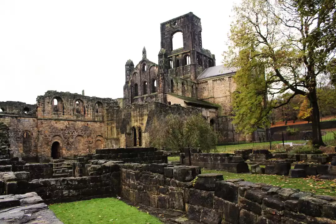 Photo of Kirkstall Abbey ruin