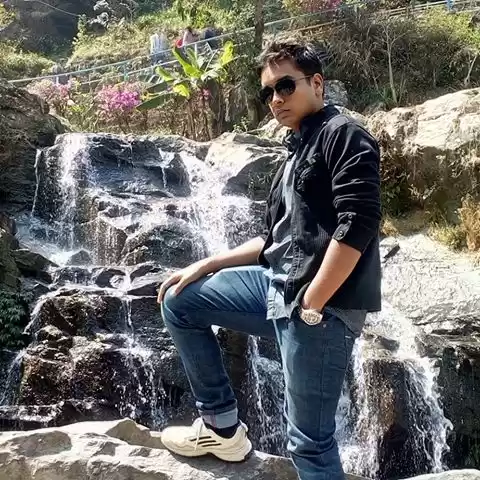 Photo of Pratik Prasad
