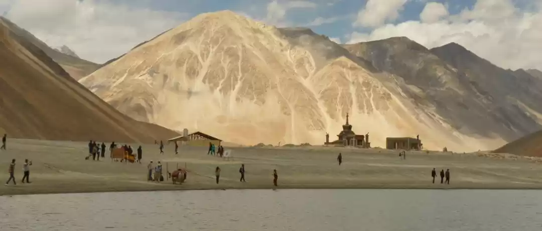 Photo of Pangong Lake - 5 Thi