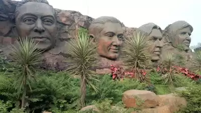 Photo of ND's Film World- Whe