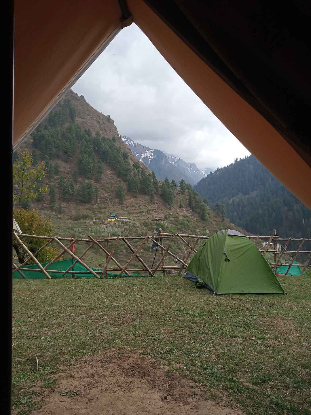 Kheerganga Trekkers Paradise Tripoto Located in kasol, himtrek riverside camps, kasol provides accommodation with seating area. kheerganga trekkers paradise tripoto
