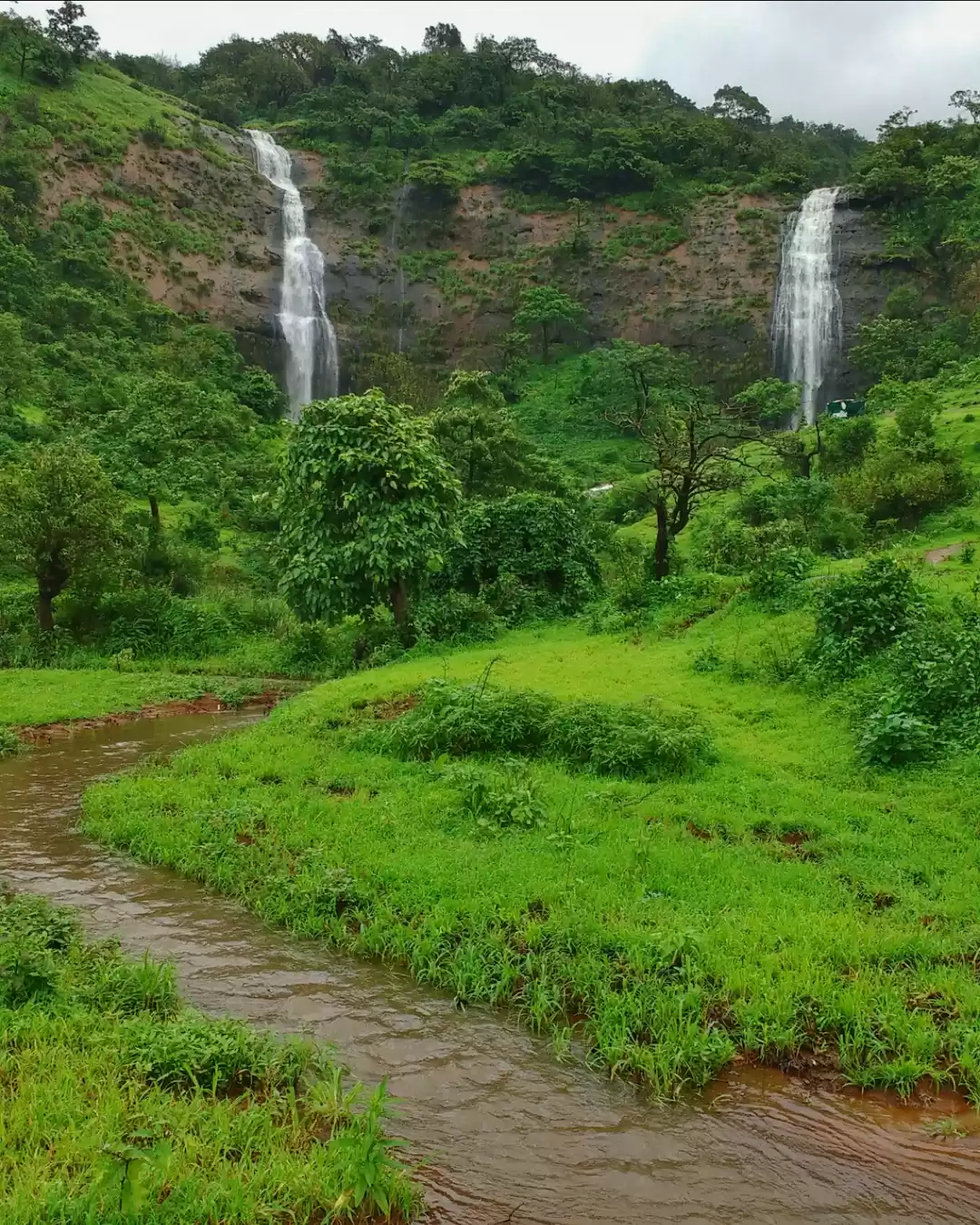 Photo of Dudhiware Waterfall
