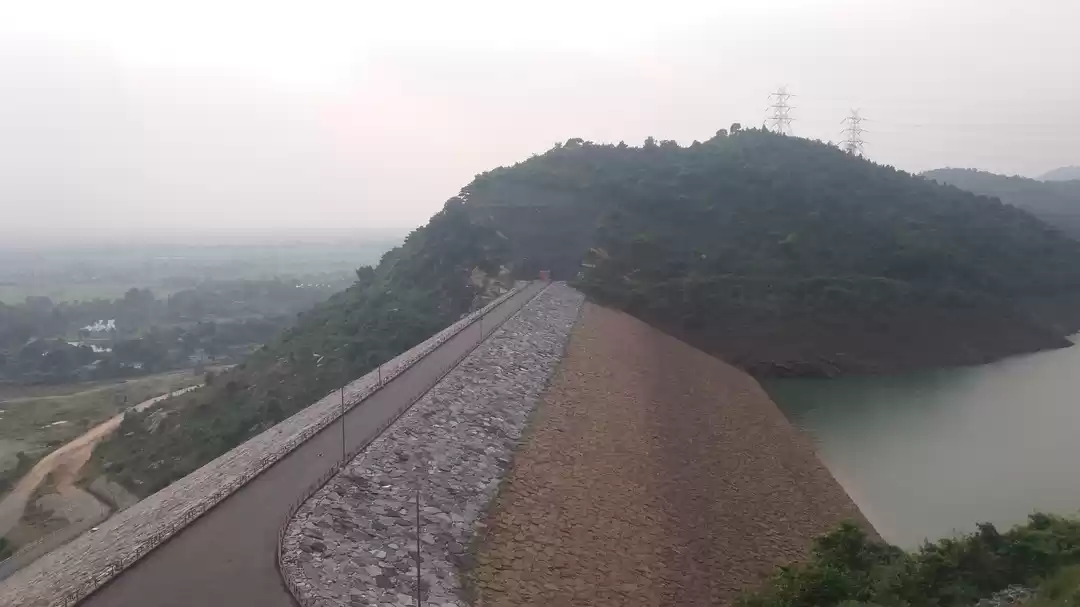 Photo of IN THE LAND OF DIAMO