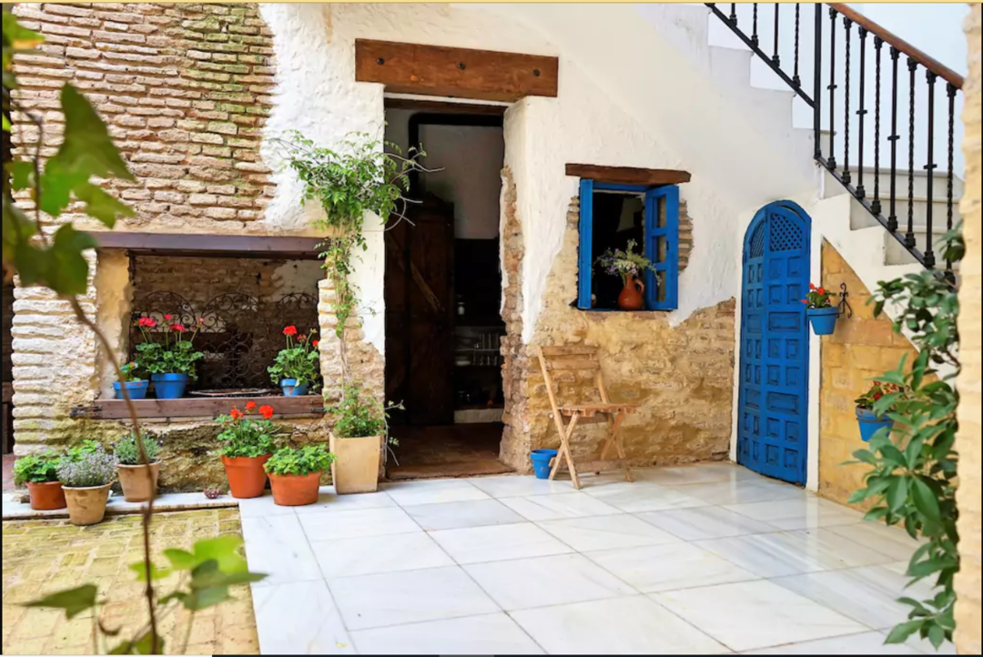 Photo of 9 Airbnbs in Seville