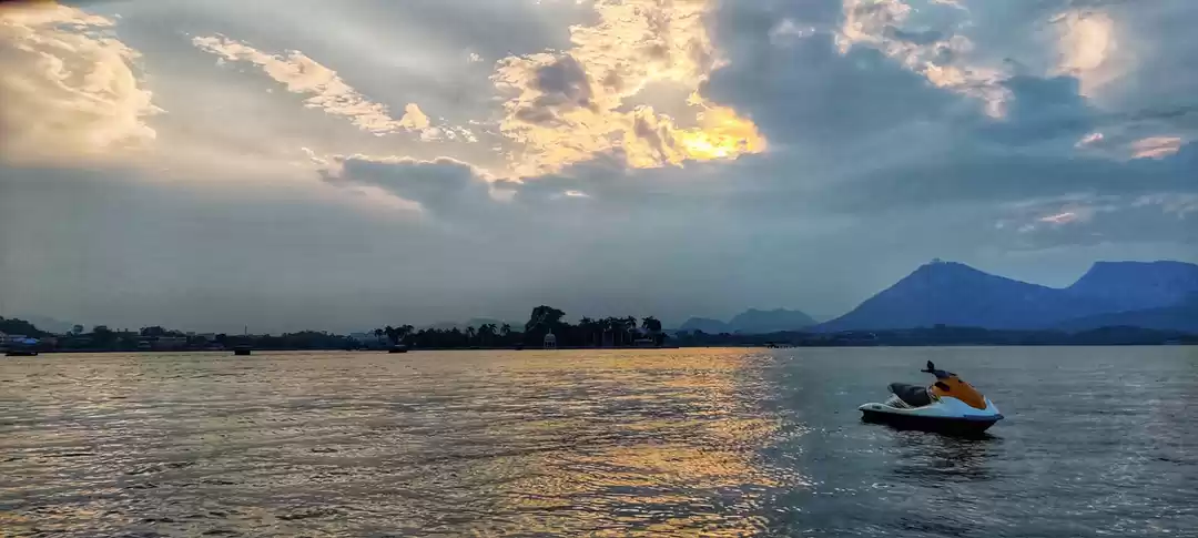 Photo of Udaipur and shreenat
