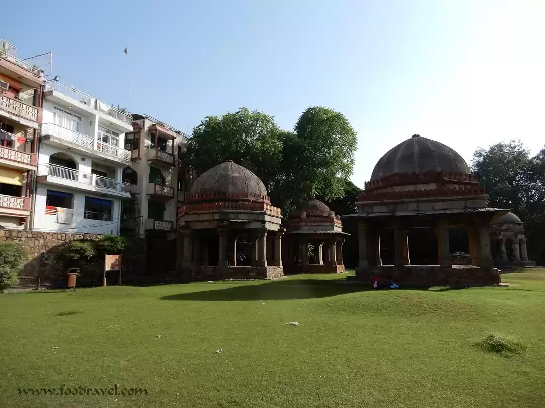 Photo of Monuments in Delhi w