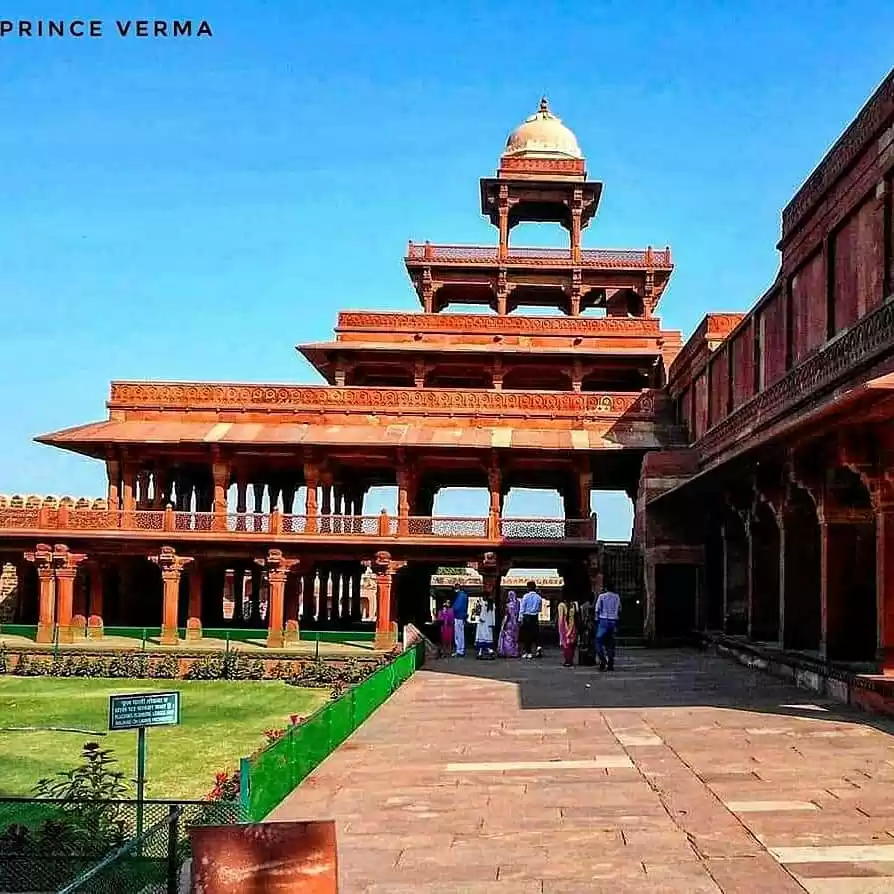 Photo of अकबर के ख्वाबों का व