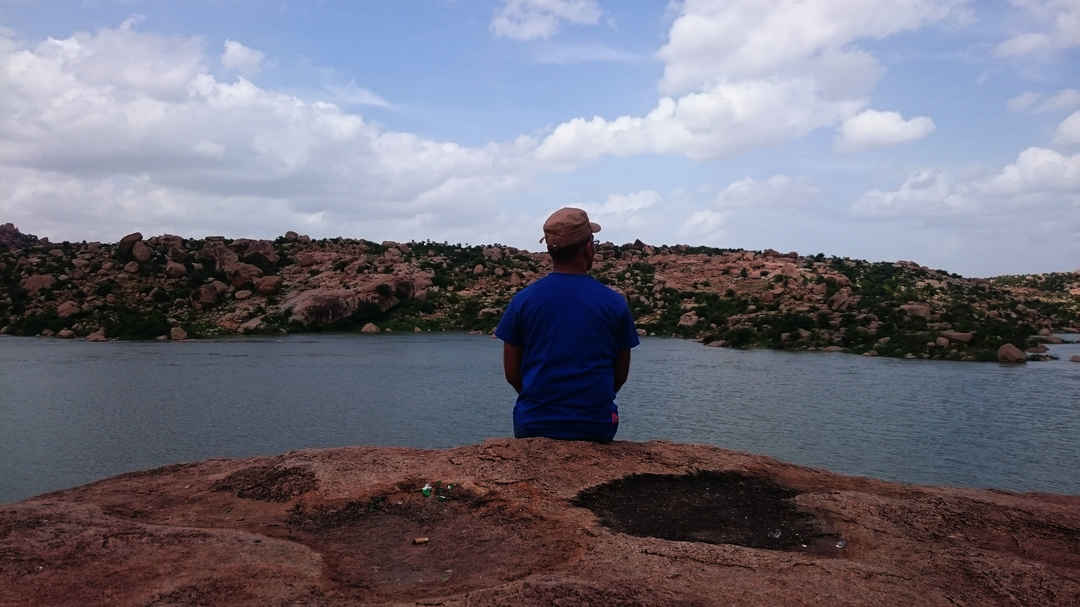 Sanapur Lake in Hampi, Karnataka, India Stock Photo - Alamy