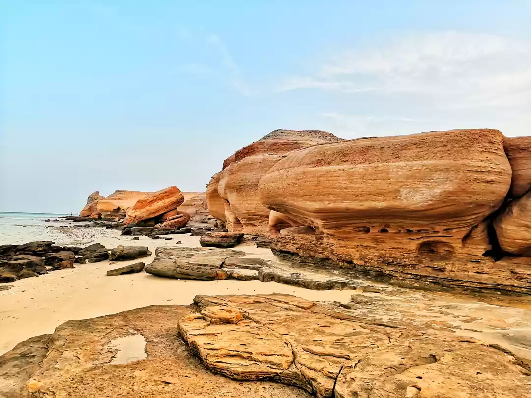 Photo of Shuweihat Island - A