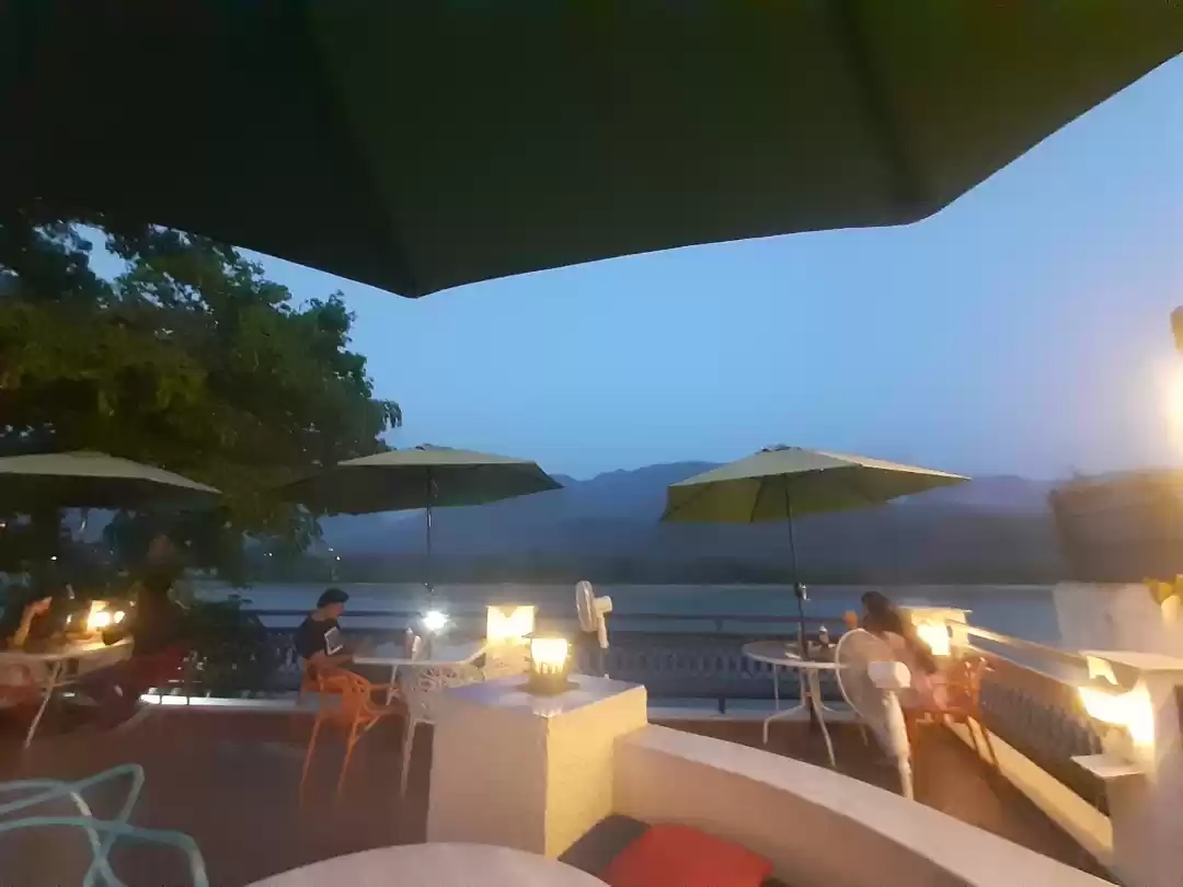 Photo of Hide Out Café 