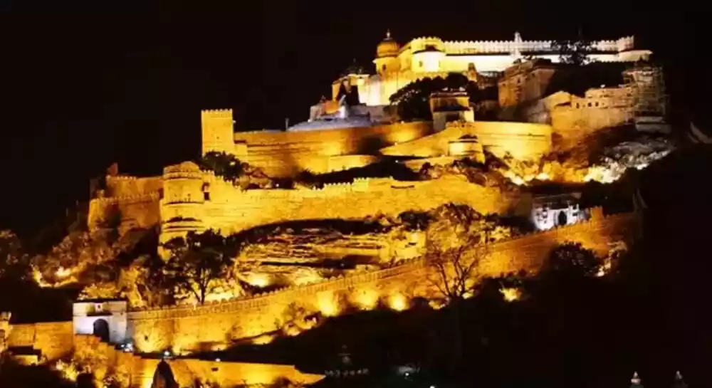 Photo of When The Forts Come 