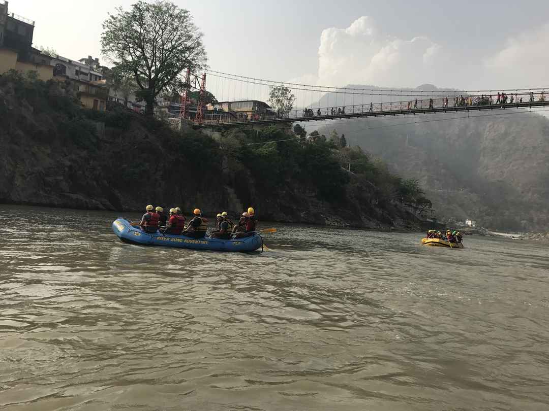 The Truth About River Rafting In Rishikesh That No One Talks About Safety Majestic tour india offers customize river rafting tour in rishikesh. tripoto