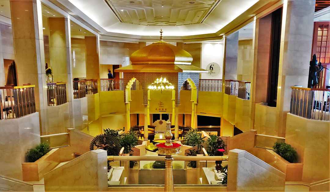 Regal Rest At The Leela Mumbai A 5 Star Experience In The City Tripoto Regal destinations management services has made its name as india's leading travel and tourism company functional in most of the cities in mumbai, india.